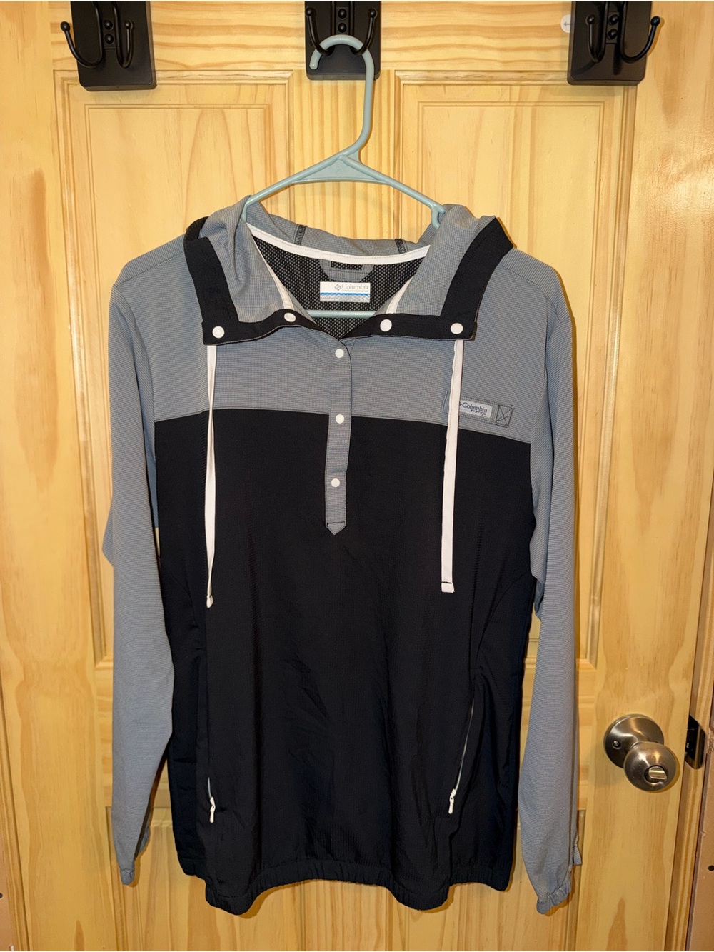 Columbia PFG Pullover Hooded Anorak - Gray & Black